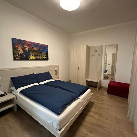 Готель Residenza Pezzani Парма Екстер'єр фото